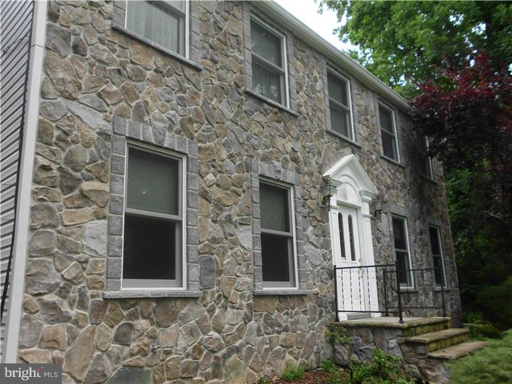156 Larrison Road Wrightstown, NJ 08562 - Photo 3 of 25 Exterior Front