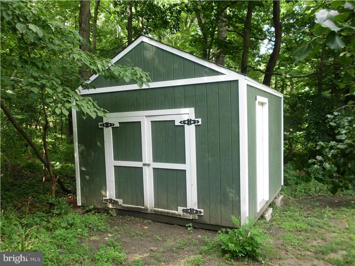 156 Larrison Road Wrightstown, NJ 08562 - Photo 10 of 25 Storage Shed