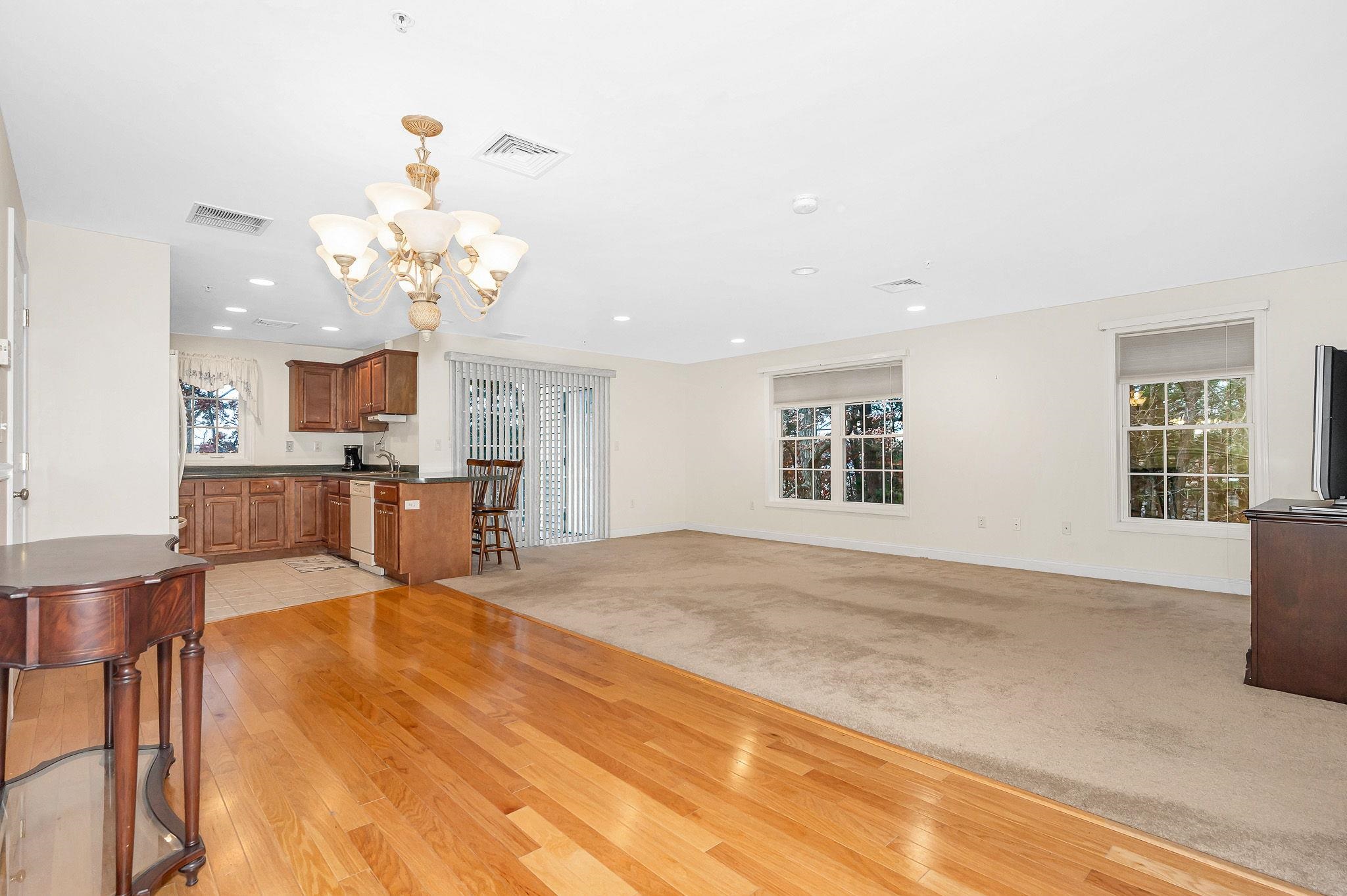 59 Cluff Road, Unit 41 Salem, NH 03079 - Photo 2 of 29