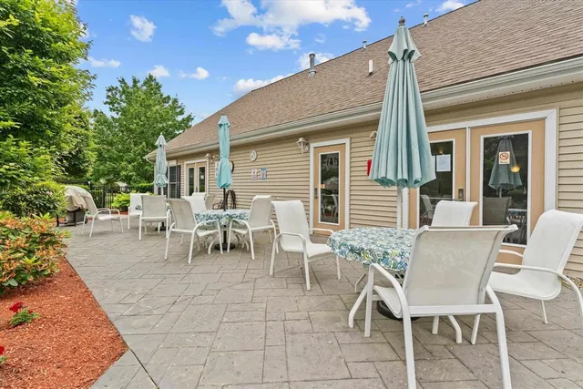 $445,000 | 59 Cluff Road, Unit 41, Salem, NH 03079