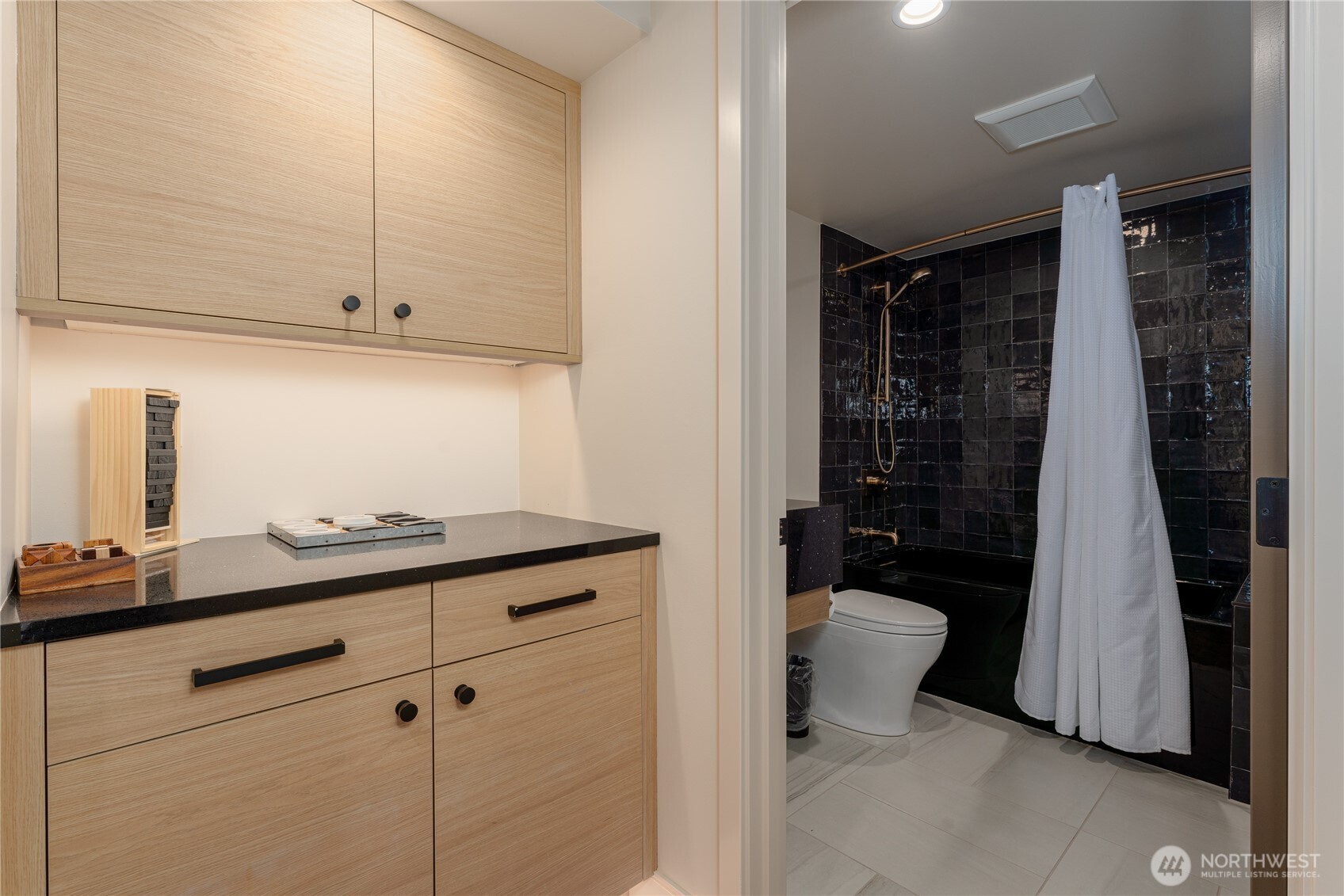 1 Yacinde Court, Unit F2 Manson, WA 98831 - Photo 4 of 35