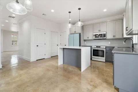 $369,700 | 114 Shady Bluff Drive, Wimberley, TX 78676