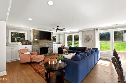 $2,150,000 | 2638 Lakeview Drive, Raleigh, NC 27609