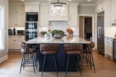 $2,150,000 | 2638 Lakeview Drive, Raleigh, NC 27609