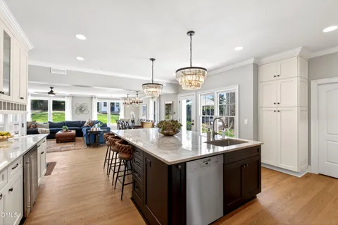 $2,150,000 | 2638 Lakeview Drive, Raleigh, NC 27609