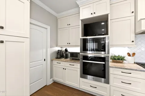 $2,150,000 | 2638 Lakeview Drive, Raleigh, NC 27609