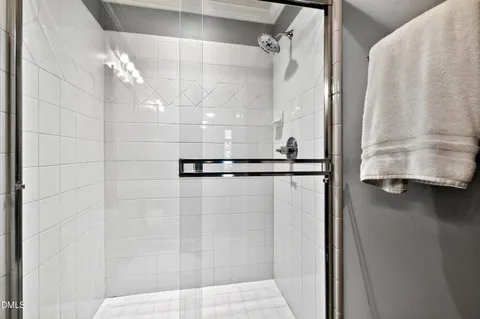 $2,150,000 | 2638 Lakeview Drive, Raleigh, NC 27609