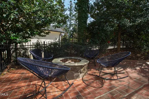 $2,150,000 | 2638 Lakeview Drive, Raleigh, NC 27609