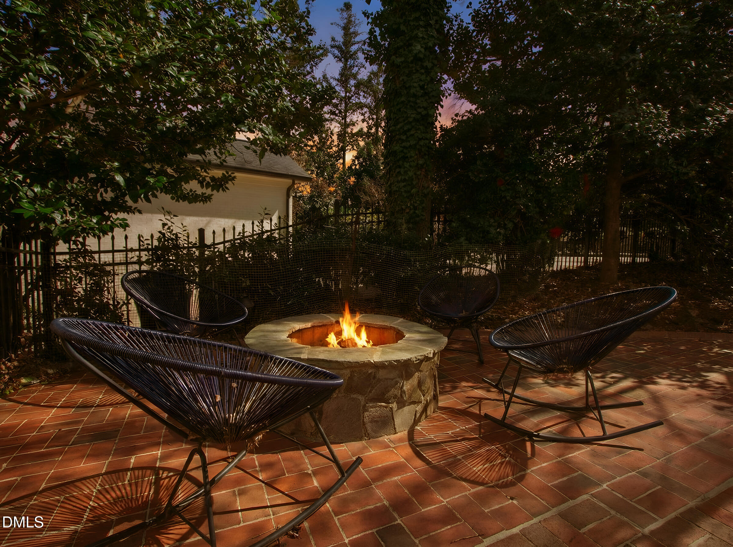 2638 Lakeview Drive Raleigh, NC 27609 - Photo 60 of 81 Twilights (2)