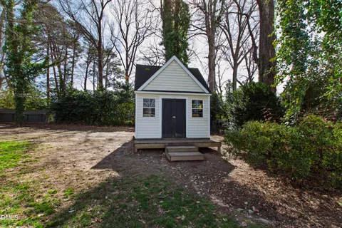 $2,150,000 | 2638 Lakeview Drive, Raleigh, NC 27609