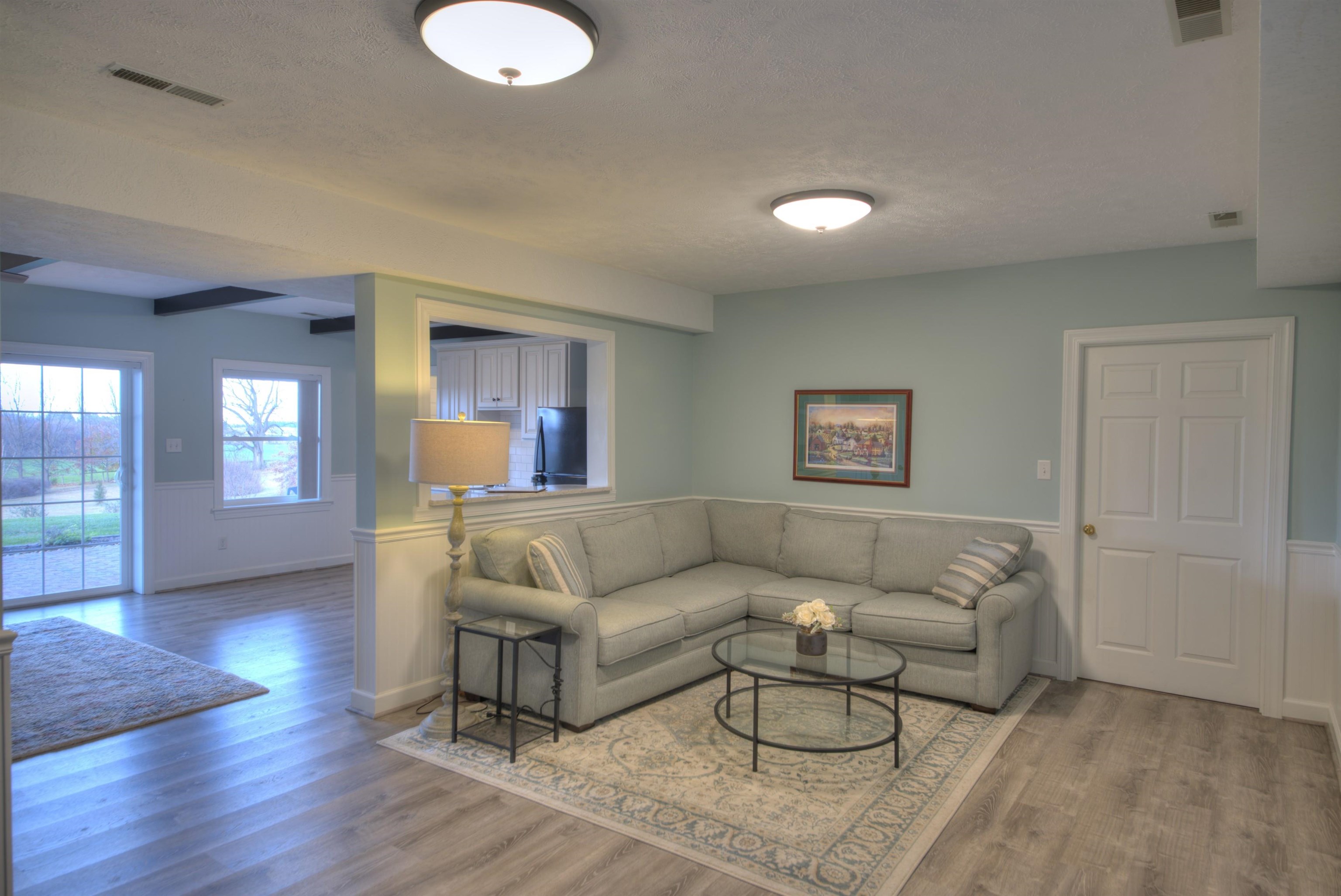 152 Huntington Place Waynesboro, VA 22980 - Photo 16 of 73 a living room with furniture and a hard wood floor