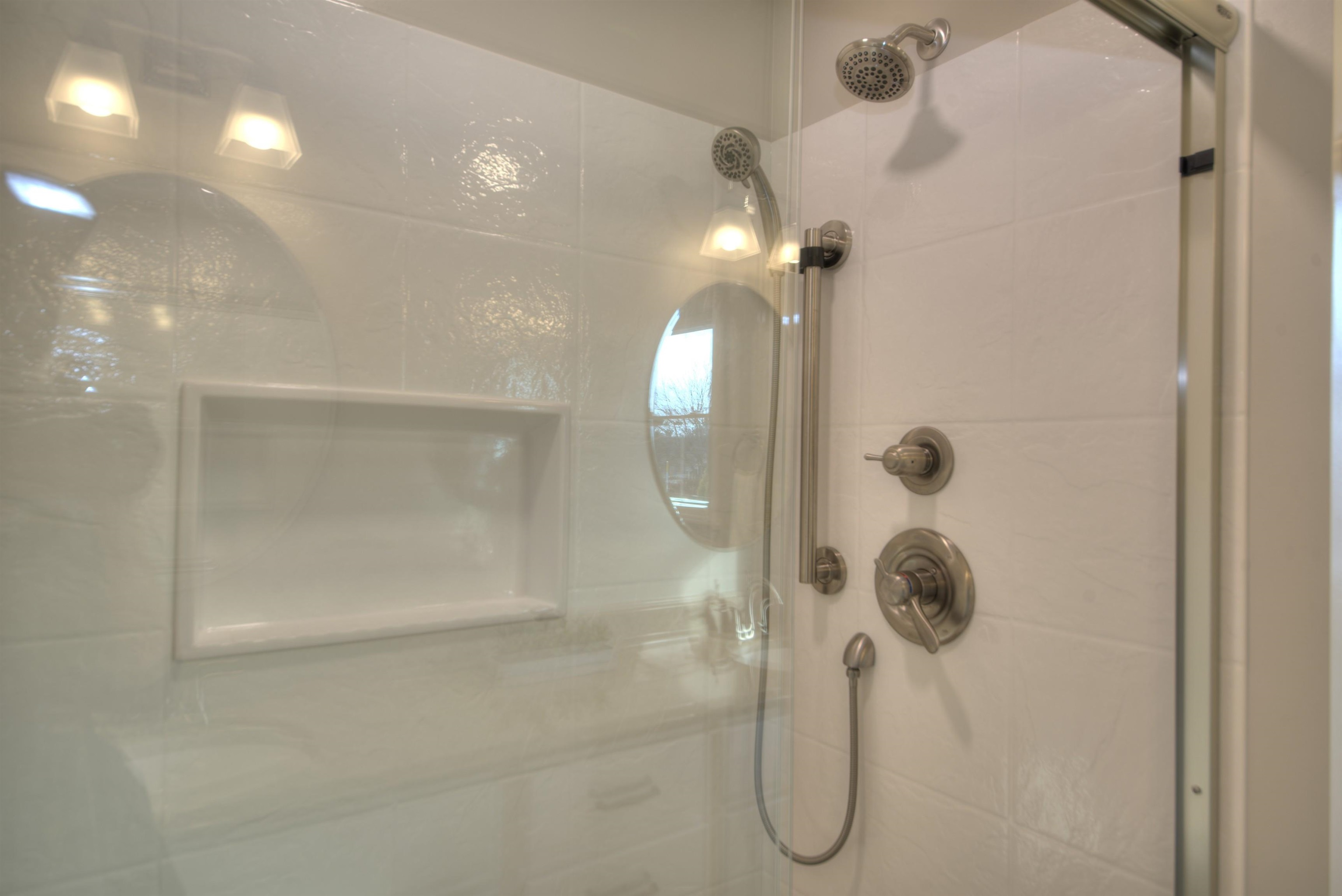 152 Huntington Place Waynesboro, VA 22980 - Photo 50 of 73 a bathroom with a shower