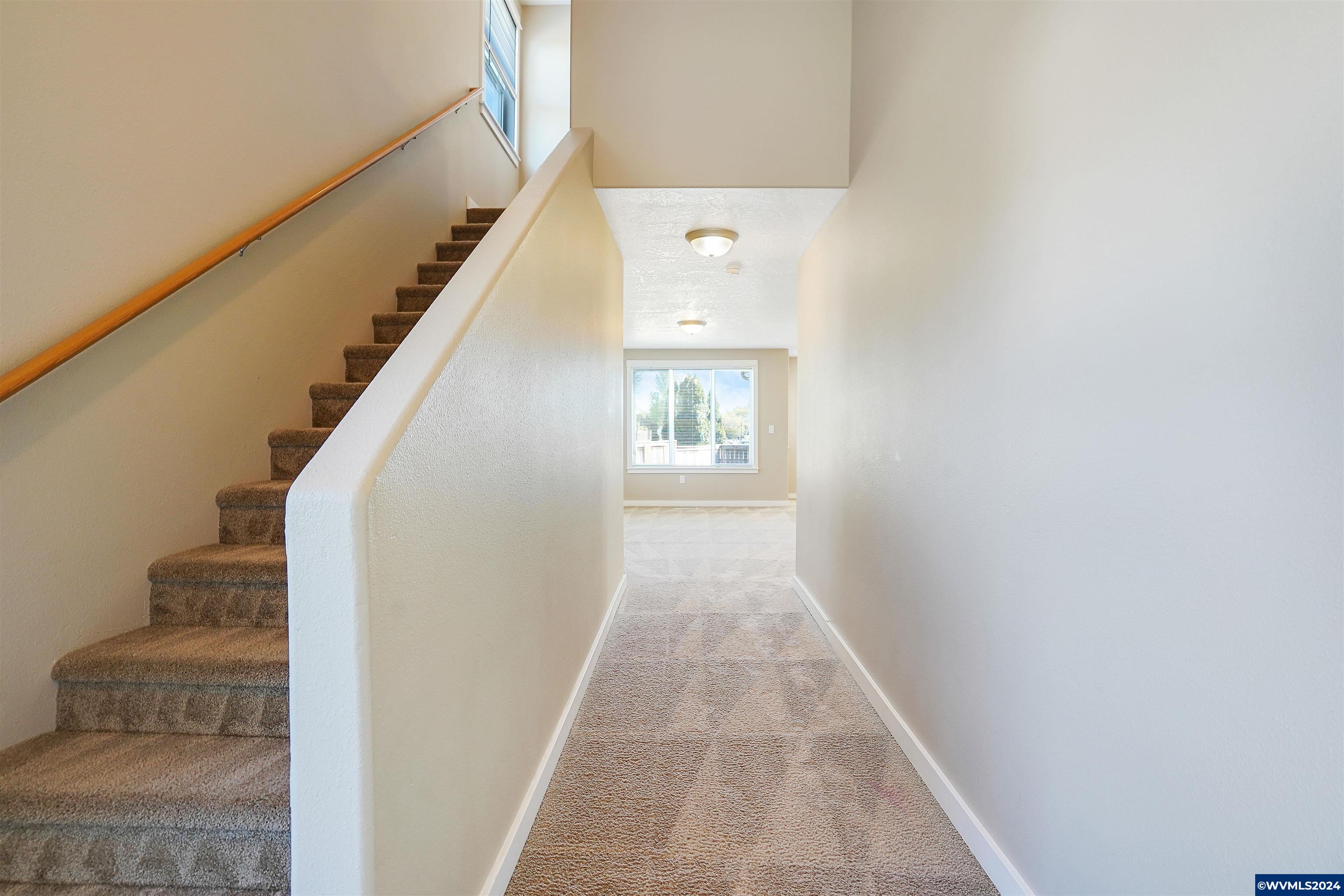 4096 Spring Avenue Northeast Albany, OR 97322 - Photo 5 of 39