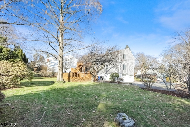 68 Colgate Avenue, Unit 2 Paramus, NJ 07652 - Photo 3 of 11