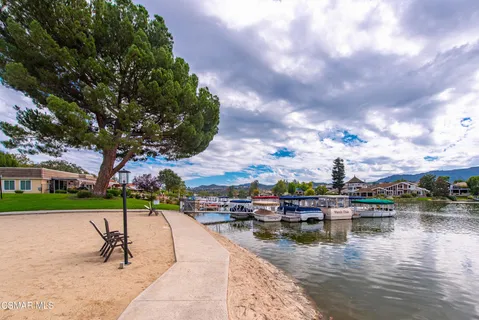$999,000 | 2752 Lakewood Place, Westlake Village, CA 91361