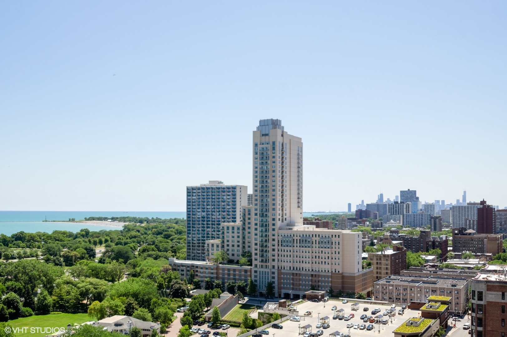 5320 North Sheridan Road, Unit 2003 Chicago, IL 60640 - Photo 5 of 10 a view of city