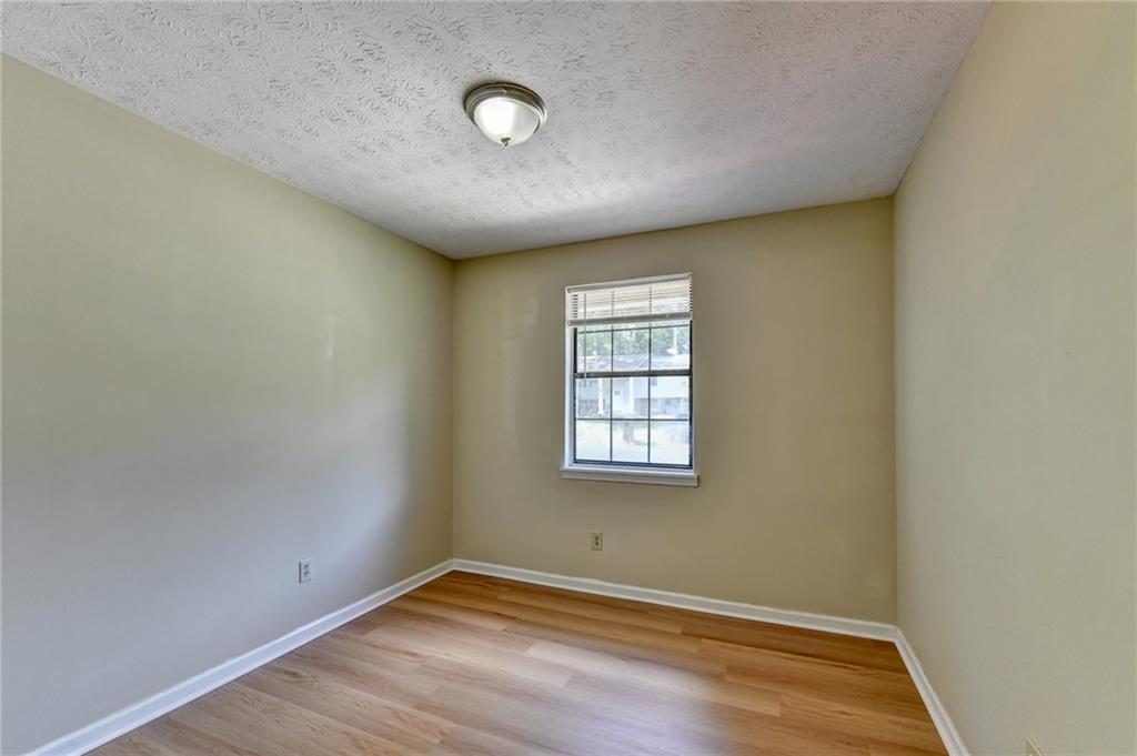 2484 Rhoanoke Drive Duluth, GA 30096 - Photo 16 of 43