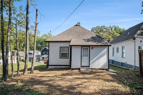 $130,000 | 2028 Kansas Avenue, Kansas City, MO 64127