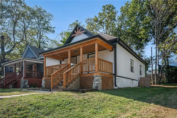 $130,000 | 2028 Kansas Avenue, Kansas City, MO 64127