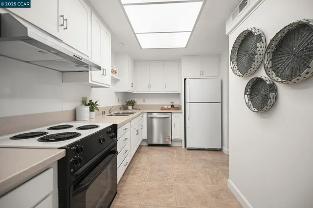 $535,000 | 1801 Golden Rain Road, Unit 3, Walnut Creek, CA 94595