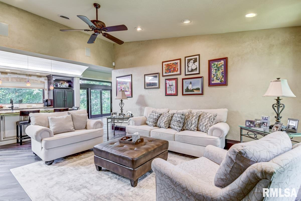 4963 Turkey Run Road Sherman, IL 62684 - Photo 11 of 69 Gallery Image 11