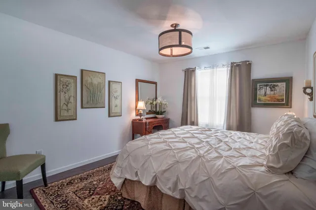 $355,000 | 252 Parkside Court, Woodstock, VA 22664