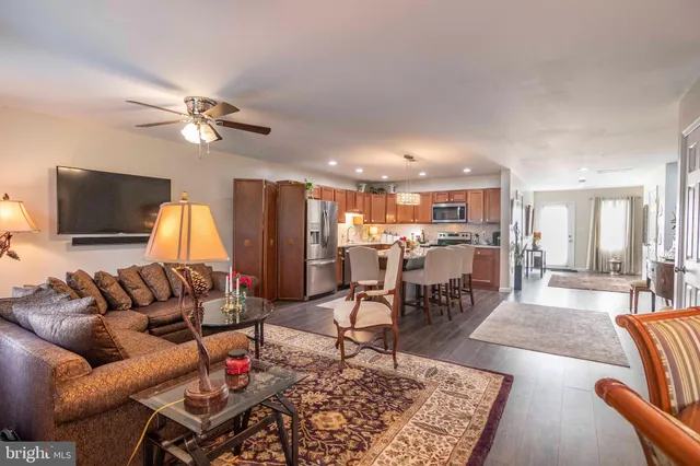 $355,000 | 252 Parkside Court, Woodstock, VA 22664