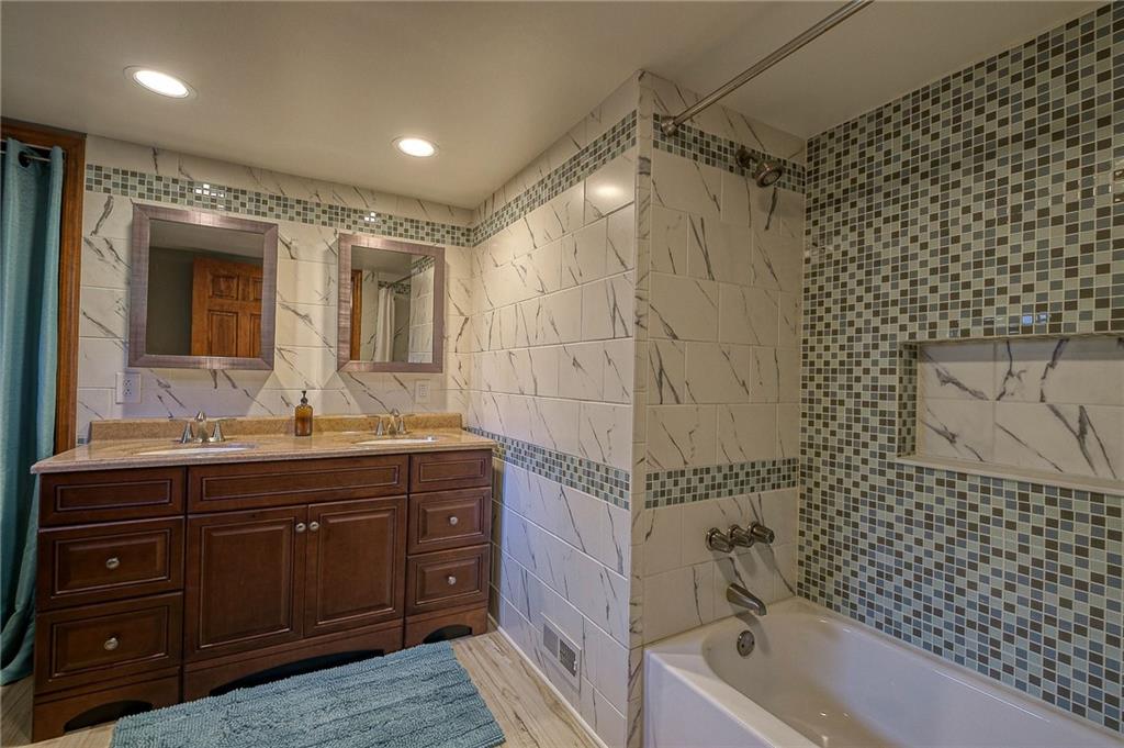 1129 Harmony Road Baden, PA 15005 - Photo 15 of 25 Gallery Image 15