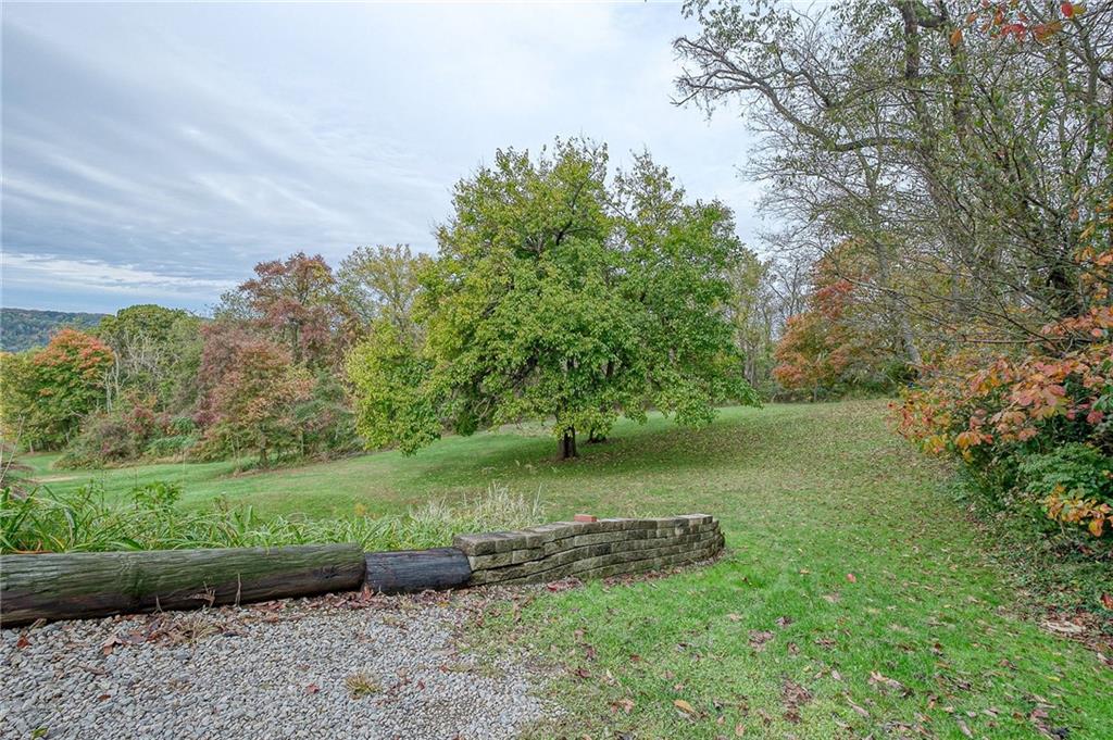 1129 Harmony Road Baden, PA 15005 - Photo 20 of 25 Gallery Image 20