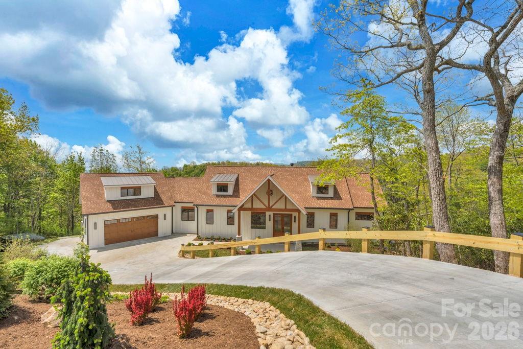 380 Greystone Drive Boone, NC 28607 - Photo 3 of 48