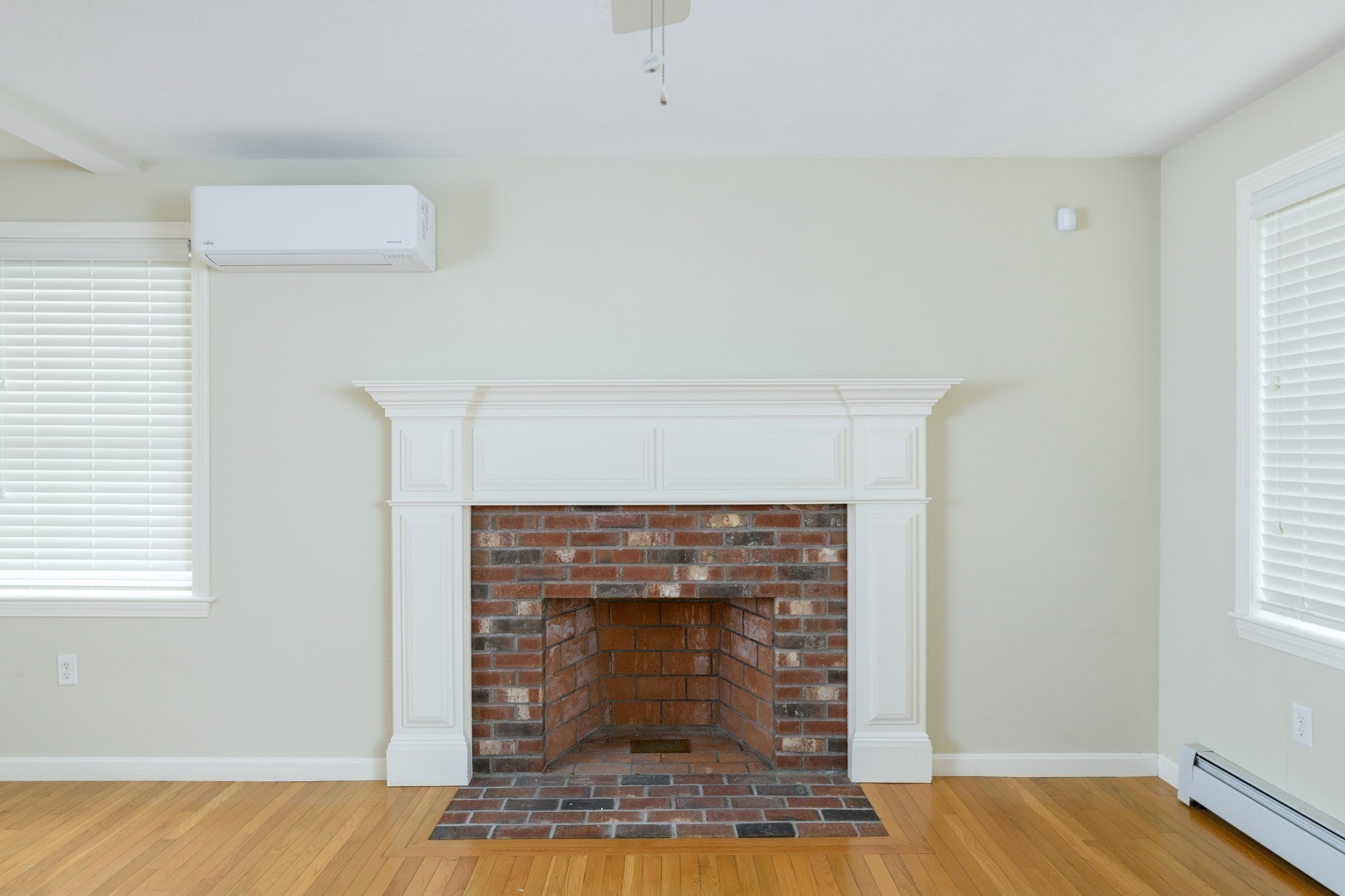 249 Pleasantdale Road Rutland, MA 01543 - Photo 8 of 29 Gallery Image 8