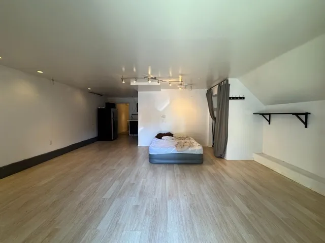 $725,000 | 370 Bartlett Street, Unit 2, San Francisco, CA 94110