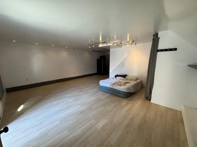 $725,000 | 370 Bartlett Street, Unit 2, San Francisco, CA 94110