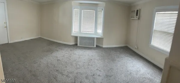 $1,995 | 136 East Main Street, Unit 1, Little Falls, NJ 07424