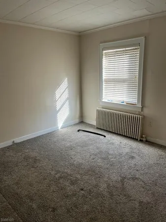 $1,995 | 136 East Main Street, Unit 1, Little Falls, NJ 07424