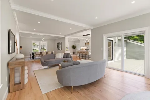 $2,099,000 | 480 West Street, Reading, MA 01867