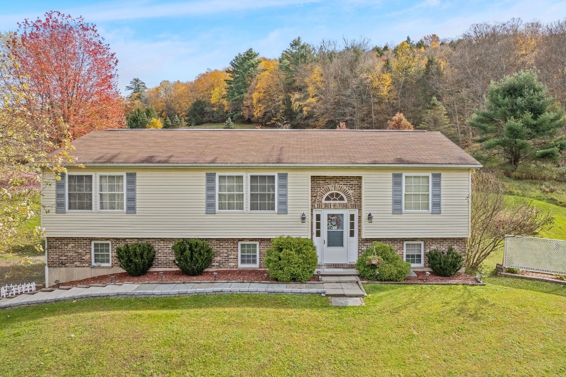 888 Valley Road Montrose, PA 18801 - Photo 1 of 31 Gallery Image 1