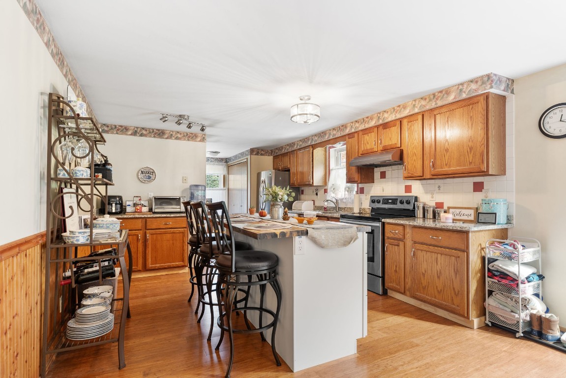 888 Valley Road Montrose, PA 18801 - Photo 5 of 31 Gallery Image 5