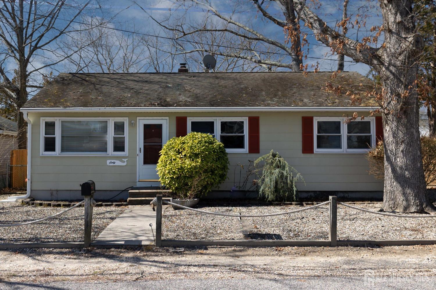 60 Edwards Road Brick, NJ 08723 - Photo 42 of 49 a front view of a house with garden