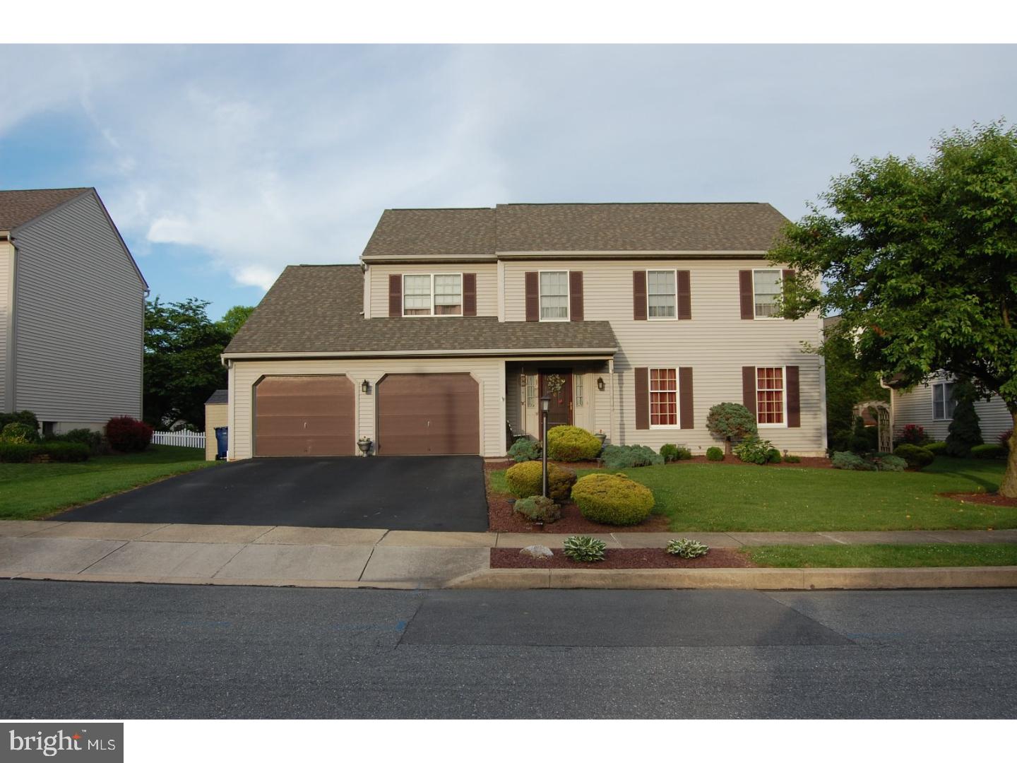 2905 Marcor Drive Sinking Spring, PA 19608 - Photo 2 of 25 Gallery Image 2