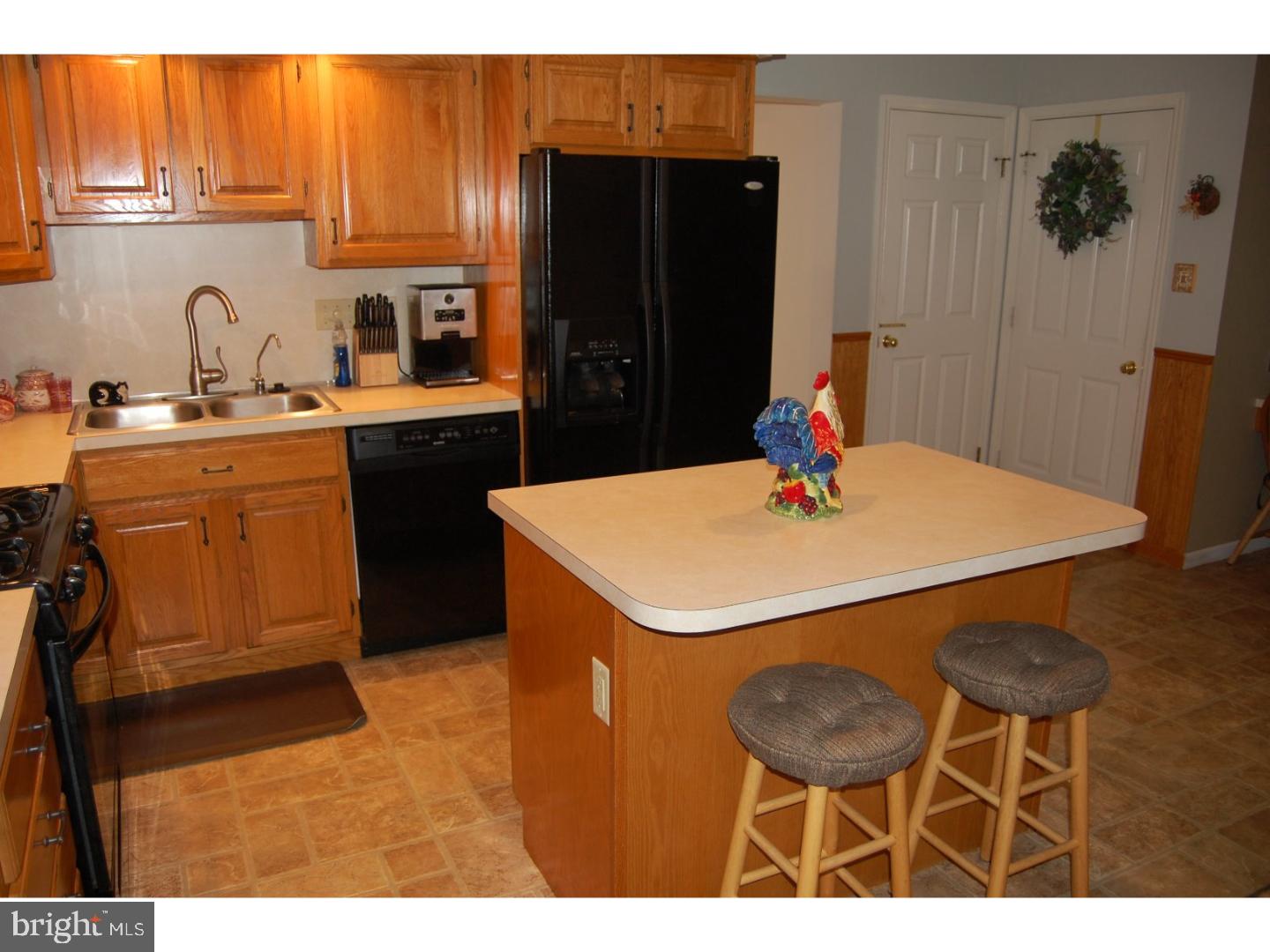 2905 Marcor Drive Sinking Spring, PA 19608 - Photo 9 of 25 Gallery Image 9