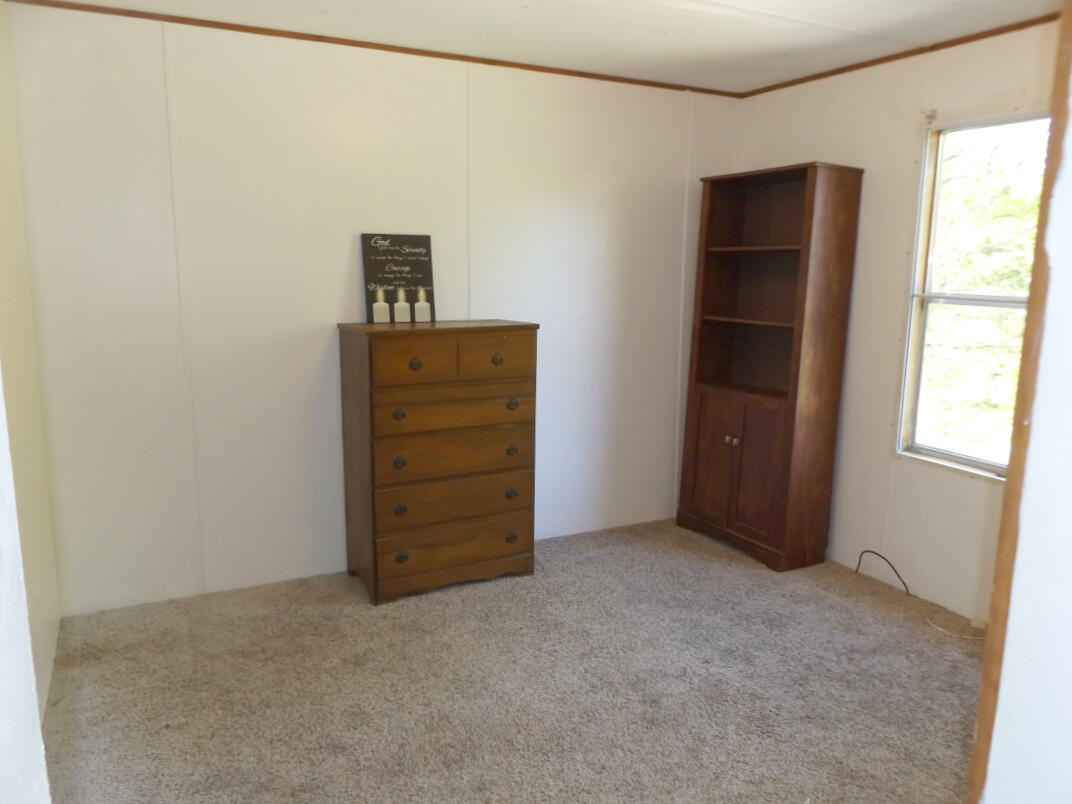 191 Cash Hollow Road Elizabethton, TN 37643 - Photo 16 of 21 DSCF0911999