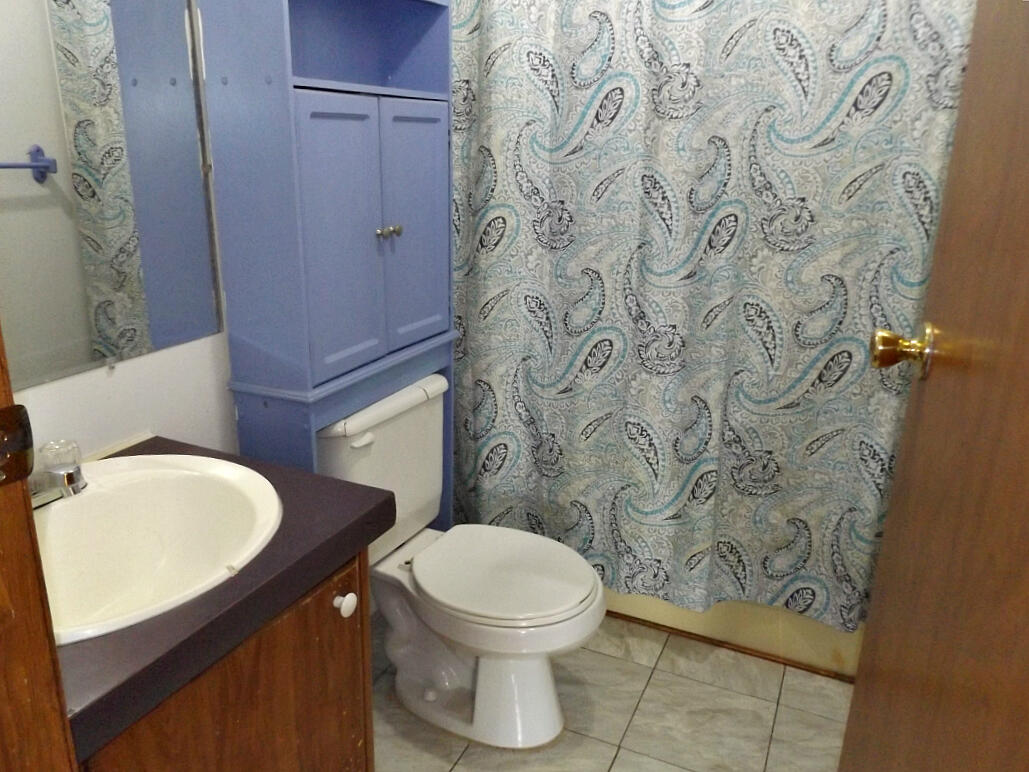 191 Cash Hollow Road Elizabethton, TN 37643 - Photo 17 of 21 DSCF0910999