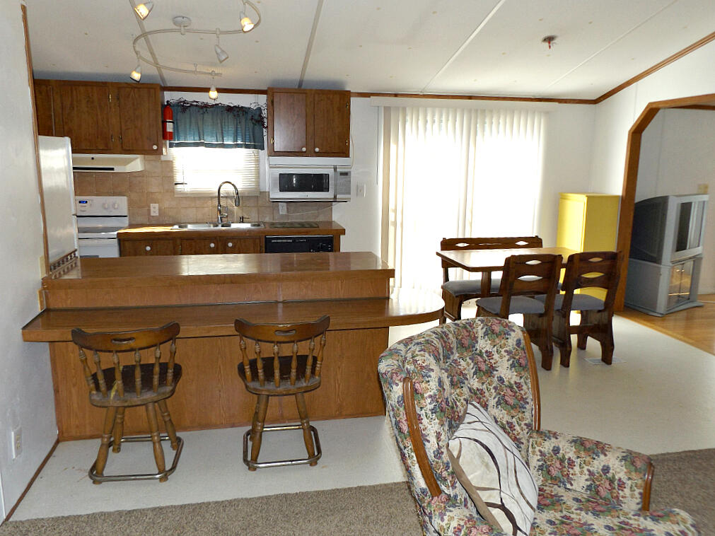 191 Cash Hollow Road Elizabethton, TN 37643 - Photo 9 of 21 DSCF0899999