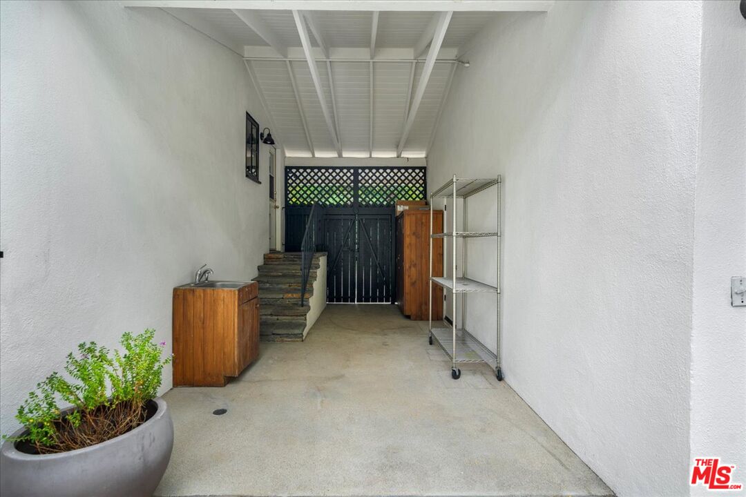3479 Mandeville Canyon Road Los Angeles, CA 90049 - Photo 42 of 55 a view of storage and utility room