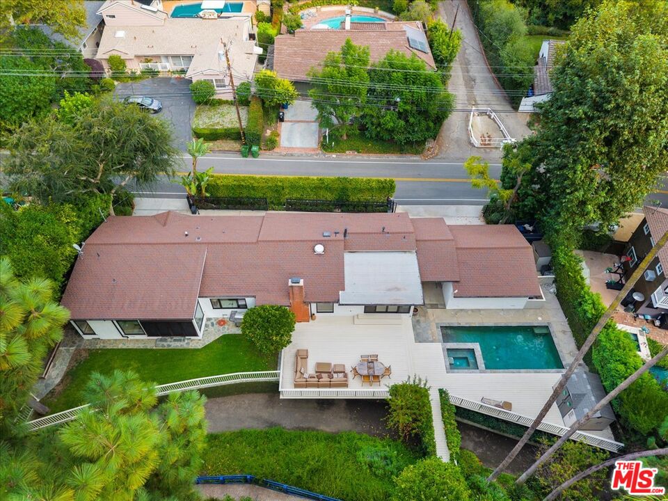 3479 Mandeville Canyon Road Los Angeles, CA 90049 - Photo 54 of 55