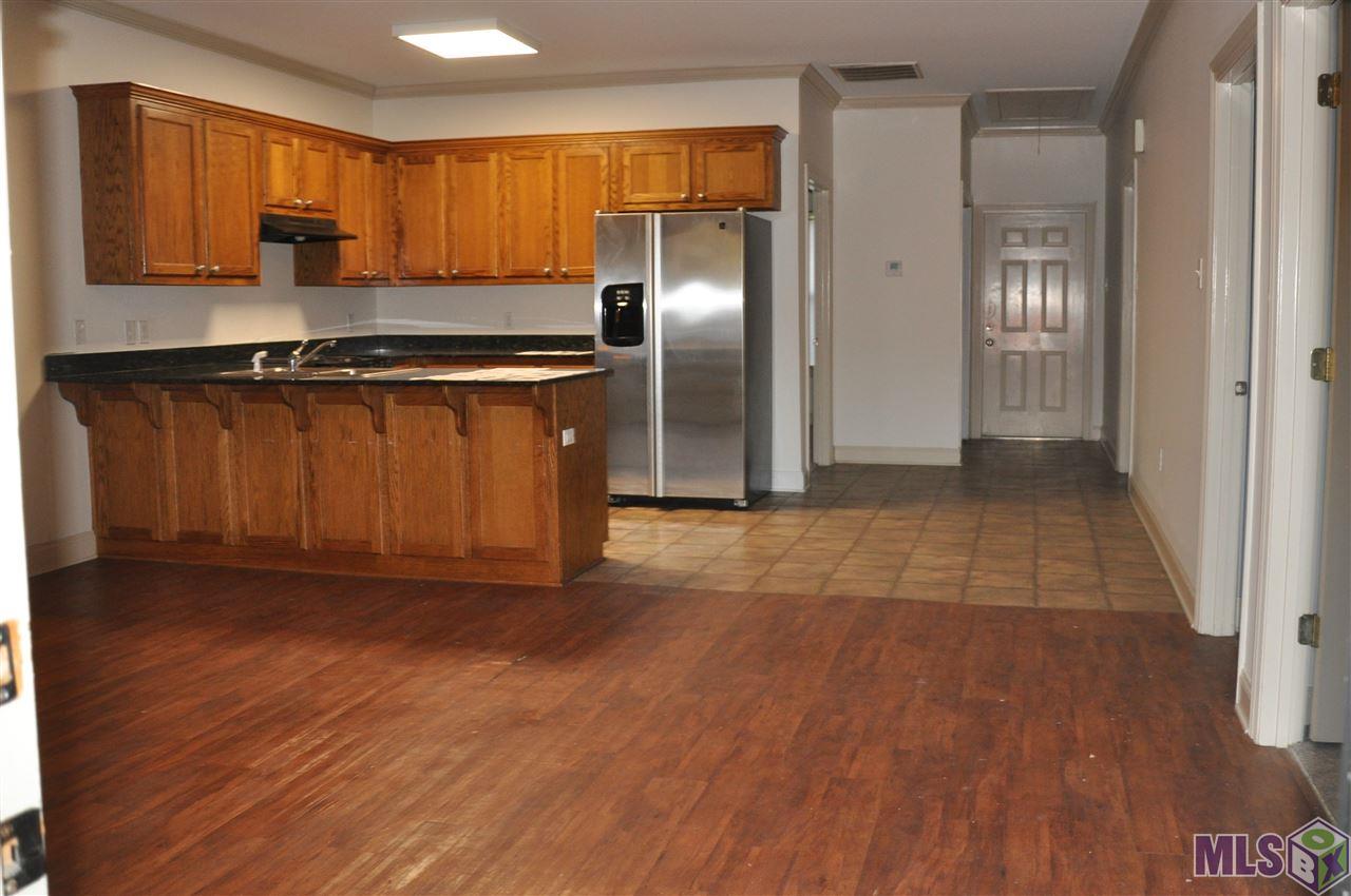 9044 Pecan Tree Drive Baton Rouge, LA 70810 - Photo 2 of 22