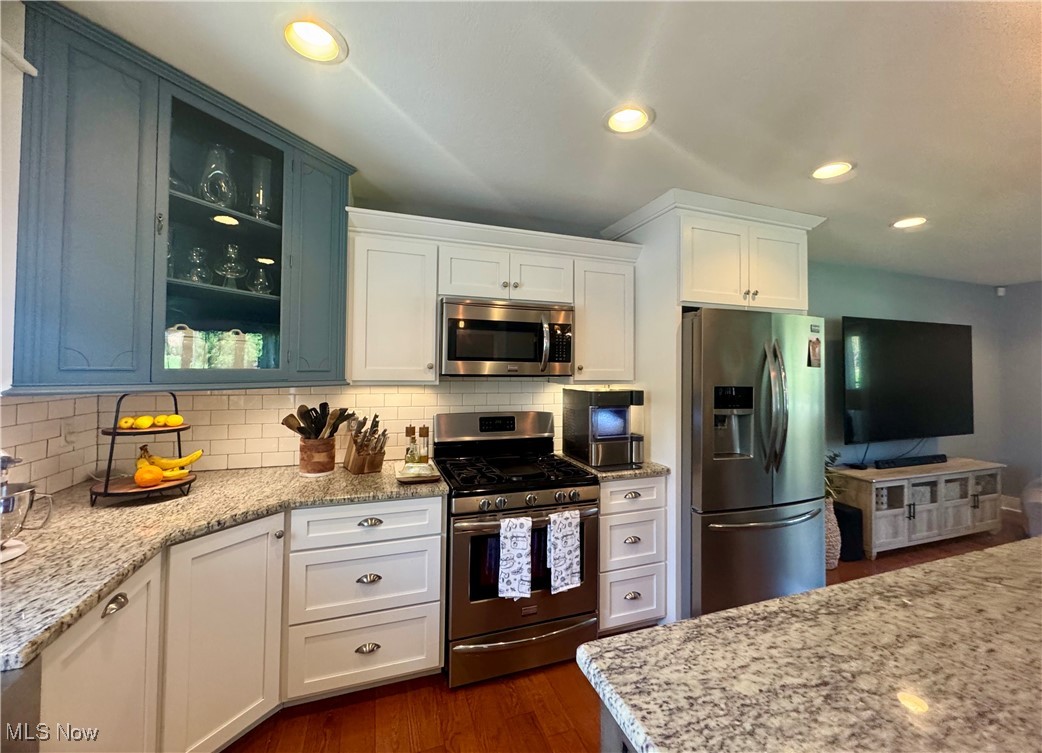 696 Inverness Road Akron, OH 44313 - Photo 12 of 48