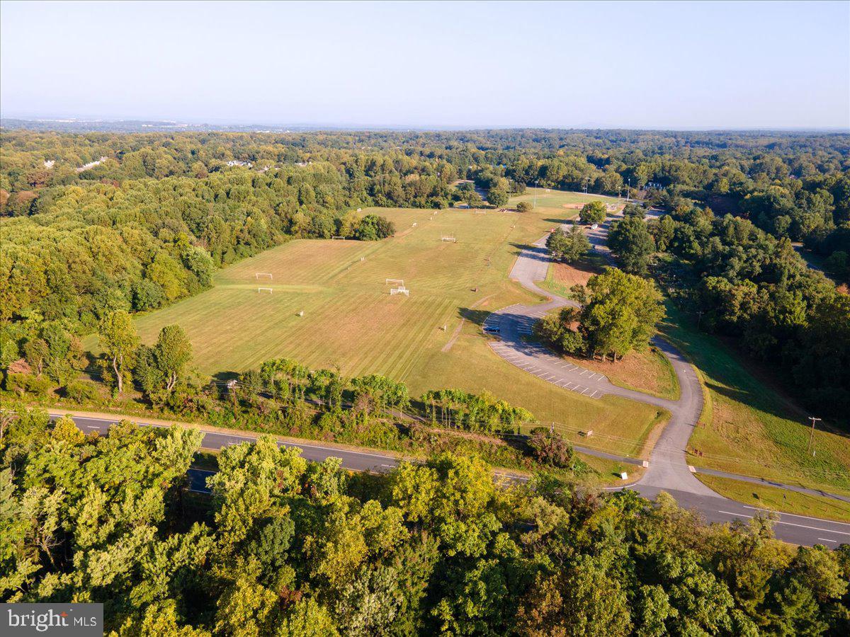 1418 Northgate Square Reston, VA 20190 - Photo 24 of 27