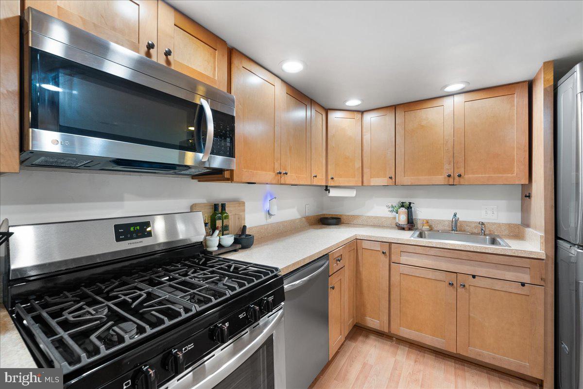 1418 Northgate Square Reston, VA 20190 - Photo 8 of 27